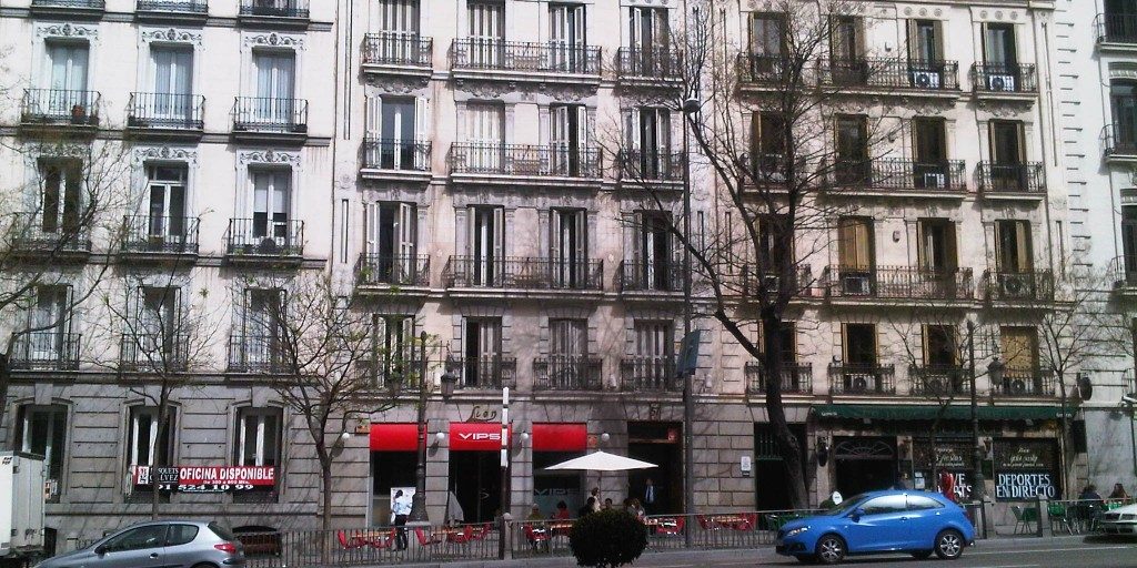 splendod-suites-madrid-fachada-1024×768