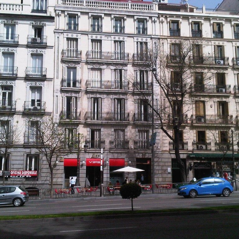 splendod-suites-madrid-fachada-1024×768